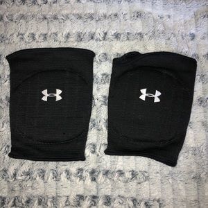 Under Armour knee pads